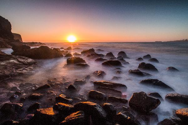 澳大利亚卧龙岗喷水洞一日游（悉尼往返）
