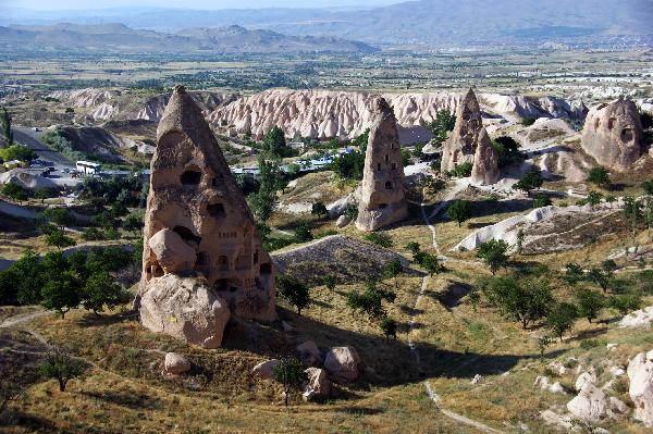 土耳其卡帕多奇亚一日游（中文导游+午餐土耳其菜+地下城门票+酒店接送）